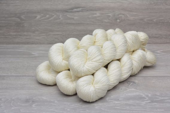 Merino Wool - 25% Silk Yarn 