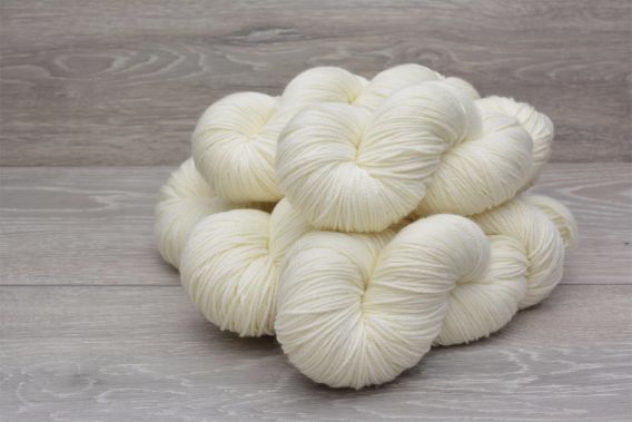 DK Sustainable Extrafine (19.5 micron) Merino Wool Yarn 5 x 100gm